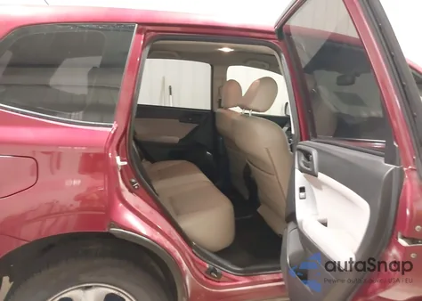 2014 Subaru Forester 2.5I z USA, uszkodzony, nr VIN JF2SJAAC1EG435629